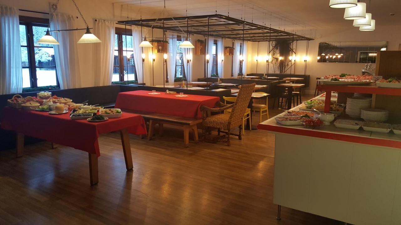 האגפורש Rada Hotel מראה חיצוני תמונה